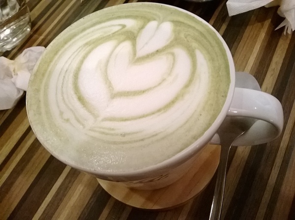 Toast Chat:201311232255Taost Chat~小貴但頗好吃ㄉ水波蛋!!!