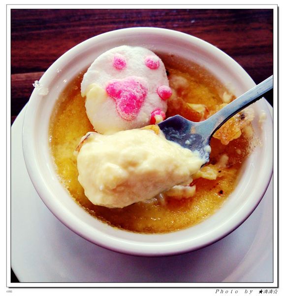 The cafe惹咖啡:【台中.美食】The Cafe惹咖啡~治療系立體小熊拉花讓人一整天心情都好好♥