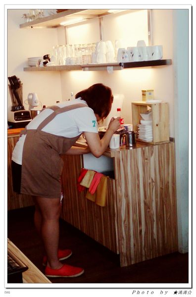 The cafe惹咖啡:【台中.美食】The Cafe惹咖啡~治療系立體小熊拉花讓人一整天心情都好好♥