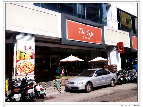 The cafe惹咖啡:【台中.美食】The Cafe惹咖啡~治療系立體小熊拉花讓人一整天心情都好好♥