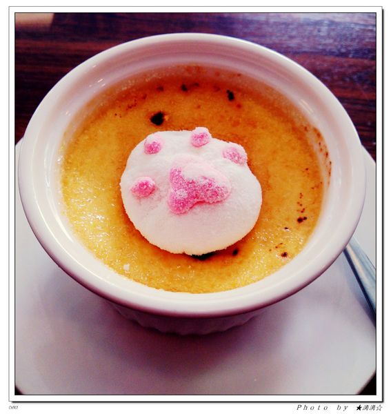 The cafe惹咖啡:【台中.美食】The Cafe惹咖啡~治療系立體小熊拉花讓人一整天心情都好好♥