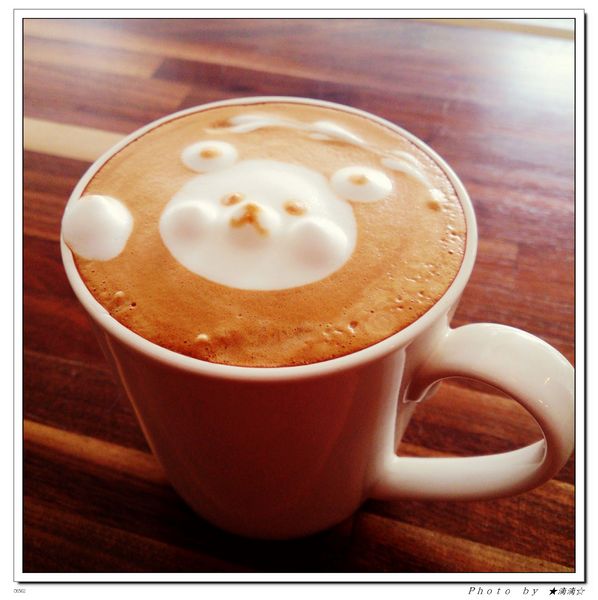 The cafe惹咖啡:【台中.美食】The Cafe惹咖啡~治療系立體小熊拉花讓人一整天心情都好好♥