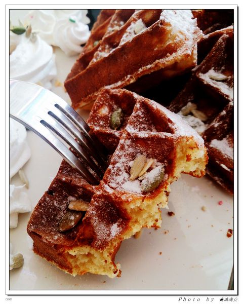 The cafe惹咖啡:【台中.美食】The Cafe惹咖啡~治療系立體小熊拉花讓人一整天心情都好好♥