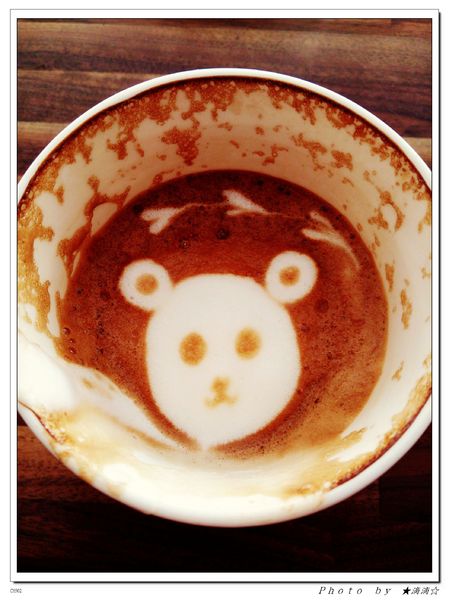 The cafe惹咖啡:【台中.美食】The Cafe惹咖啡~治療系立體小熊拉花讓人一整天心情都好好♥