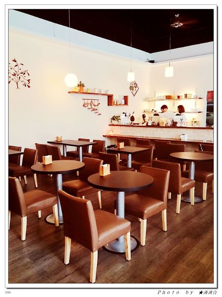 The cafe惹咖啡:【台中.美食】The Cafe惹咖啡~治療系立體小熊拉花讓人一整天心情都好好♥