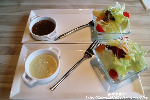 洋朵義式廚坊:【台北信義區】台北平價義式料理推薦『洋朵義式廚坊 (五分埔)』捷運後山碑站/五分埔商圈美食/商業午餐