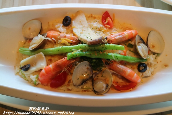 洋朵義式廚坊:【台北信義區】台北平價義式料理推薦『洋朵義式廚坊 (五分埔)』捷運後山碑站/五分埔商圈美食/商業午餐