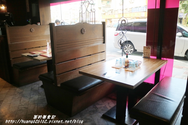 洋朵義式廚坊:【台北信義區】台北平價義式料理推薦『洋朵義式廚坊 (五分埔)』捷運後山碑站/五分埔商圈美食/商業午餐