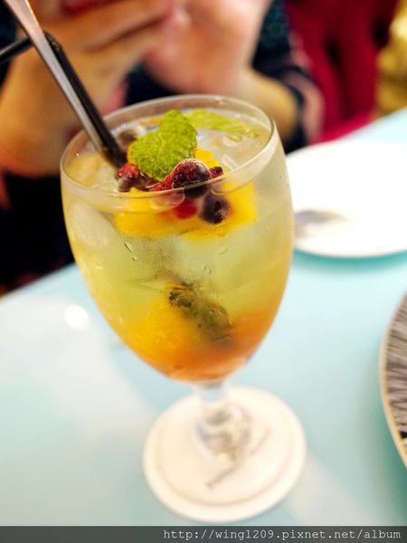 Perfume Dance 跳舞香水(館前店)：甜蜜繽紛蜜糖吐司。【Perfume Dance跳舞香水】