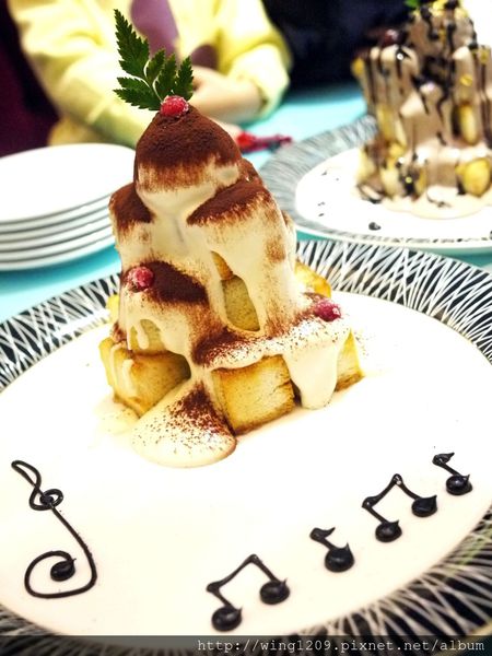 Perfume Dance 跳舞香水(館前店)：甜蜜繽紛蜜糖吐司。【Perfume Dance跳舞香水】