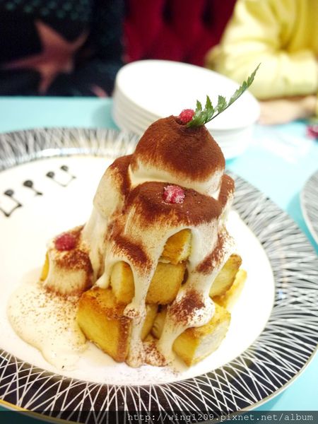 Perfume Dance 跳舞香水(館前店)：甜蜜繽紛蜜糖吐司。【Perfume Dance跳舞香水】