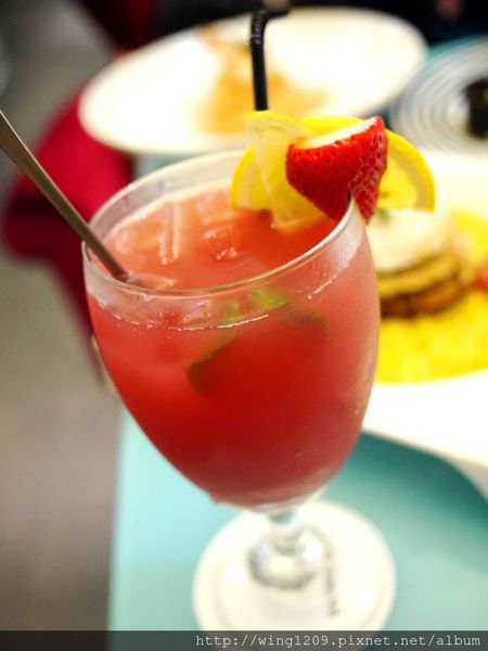 Perfume Dance 跳舞香水(館前店)：甜蜜繽紛蜜糖吐司。【Perfume Dance跳舞香水】