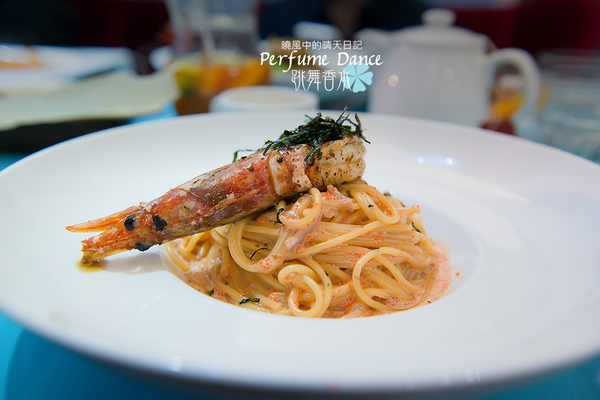 Perfume Dance 跳舞香水(館前店)：【站前|跳舞香水】女生絕對喜歡 蜜糖吐司感動名店