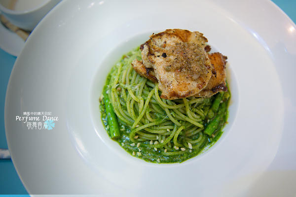 Perfume Dance 跳舞香水(館前店)：【站前|跳舞香水】女生絕對喜歡 蜜糖吐司感動名店