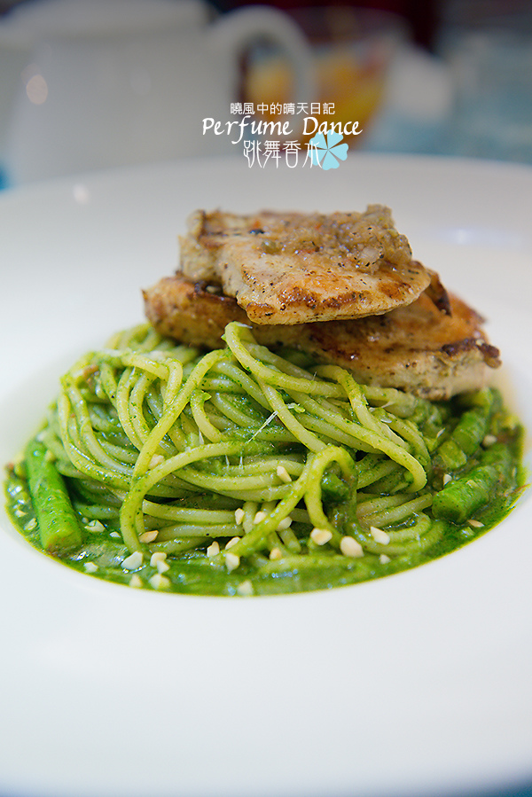 Perfume Dance 跳舞香水(館前店)：【站前|跳舞香水】女生絕對喜歡 蜜糖吐司感動名店