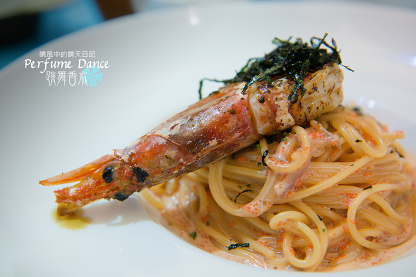 Perfume Dance 跳舞香水(館前店)：【站前|跳舞香水】女生絕對喜歡 蜜糖吐司感動名店