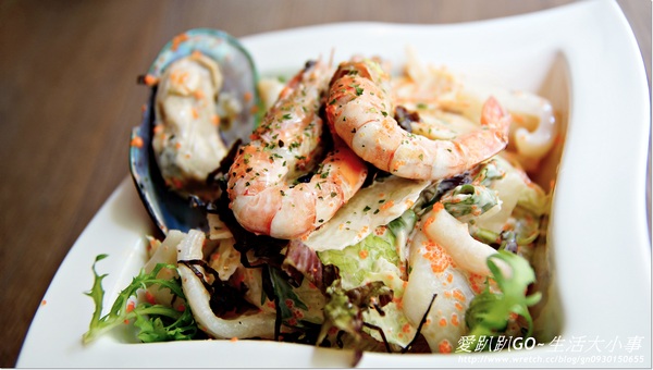 濼洋食:【食記/桃園】令人垂涎三尺~黑炭巧克力鬆餅