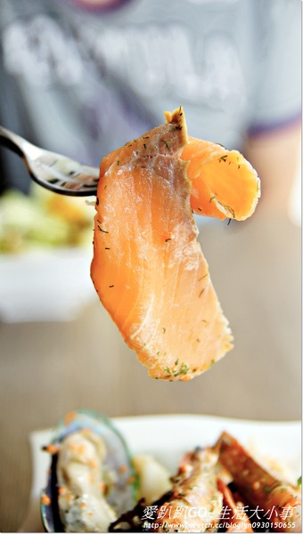 濼洋食:【食記/桃園】令人垂涎三尺~黑炭巧克力鬆餅