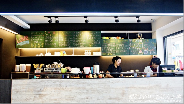 濼洋食:【食記/桃園】令人垂涎三尺~黑炭巧克力鬆餅