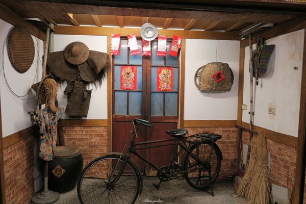 水龜伯古早味(石牌店)：台北 捷運石牌站 水龜伯古早味~跳躍的黑白雙仙鬥奶