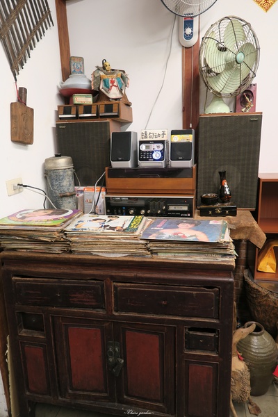 水龜伯古早味(石牌店)：台北 捷運石牌站 水龜伯古早味~跳躍的黑白雙仙鬥奶