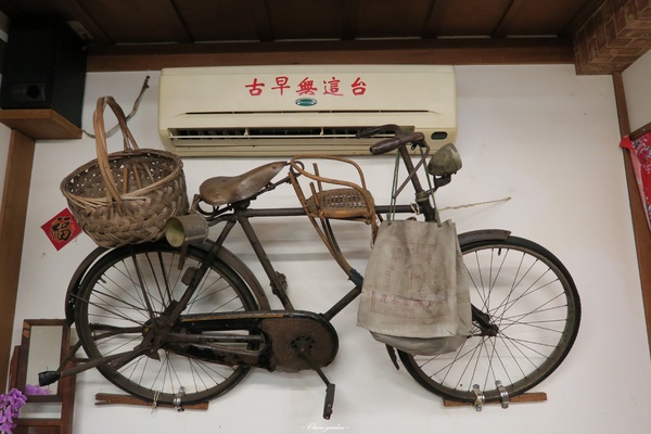 水龜伯古早味(石牌店)：台北 捷運石牌站 水龜伯古早味~跳躍的黑白雙仙鬥奶