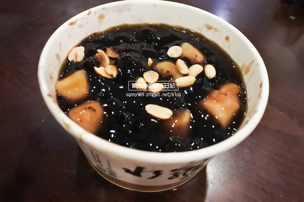 水龜伯古早味(石牌店):【石牌| 水龜伯】冬天吃暖心甜蜜蜜的黑糖燒仙草