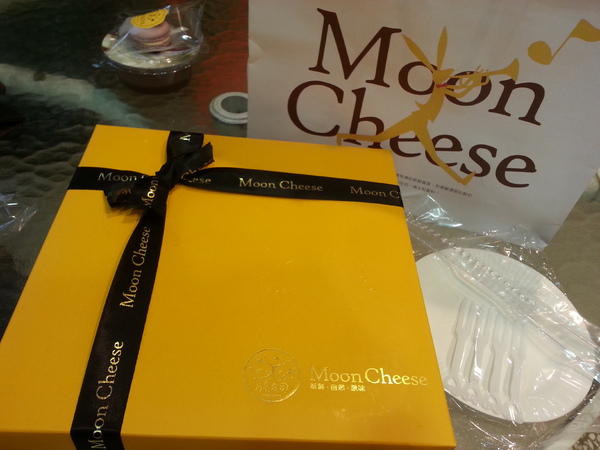 月亮奇司起司烘焙專賣店：【口碑卷19】浪漫氣息的重乳酪。月亮奇司起司烘焙專賣店