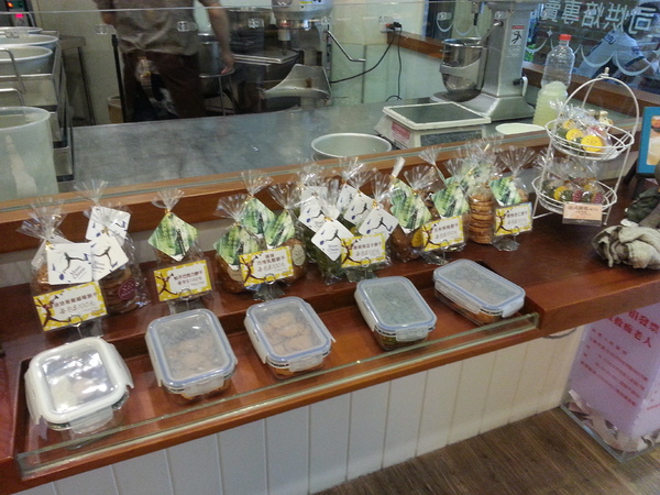 月亮奇司起司烘焙專賣店：【口碑卷19】浪漫氣息的重乳酪。月亮奇司起司烘焙專賣店