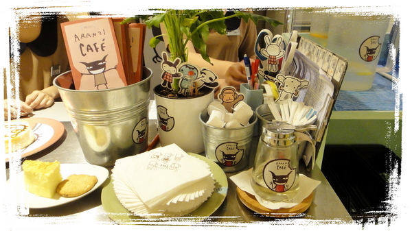 Aranzi Aronzo Cafe 阿朗基咖啡(新光三越南西店二館):【台北中山】讓人捨不得吃的超可愛甜點之阿朗基咖啡