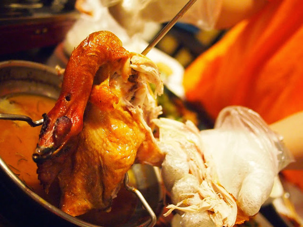 好雞婆土雞城:【食記】【景點】南投好雞婆土雞城&聚彩園休閒山莊@仁愛清境農場 : 與鳳凰共眠~清境山城兩天一夜小旅行! 擺夷料理好吃耶^^