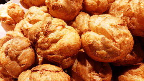 Laetitia 拉提莎泡芙專賣店(統一阪急台北門市)：【羽諾食記】Laetitia拉提莎泡芙專賣店