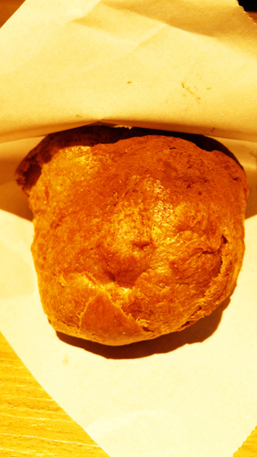 Laetitia 拉提莎泡芙專賣店(統一阪急台北門市)：【羽諾食記】Laetitia拉提莎泡芙專賣店