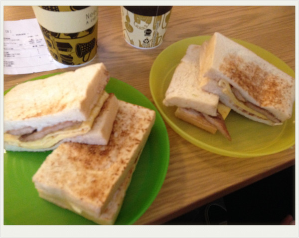 豐盛號：【♥美食】簡單的美味~豐盛號-炭烤三明治