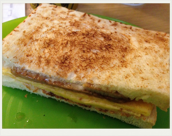 豐盛號：【♥美食】簡單的美味~豐盛號-炭烤三明治