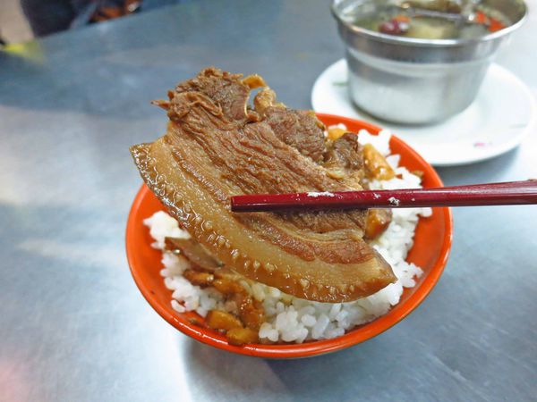 【三重美食】吉祥雞肉飯-30元焢肉飯CP值爆表