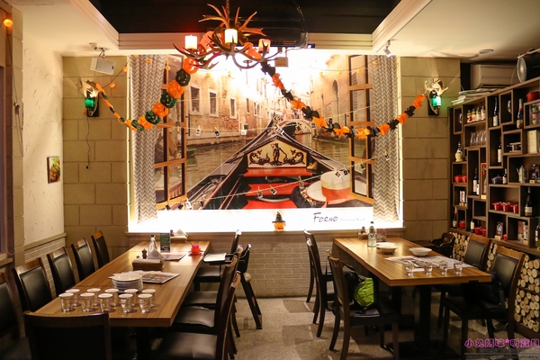 石窯屋：【蘆洲美食】☼石窯屋☼龍蝦番茄蝦醬細扁麵實在是太誘人了,肉質彈牙鮮甜/現點現做現窯烤的披薩&烤餅,餅皮Q彈有咬勁,非常推薦~