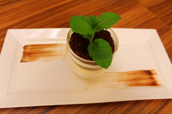 石窯屋：[台北]道地義大利異國美食 春天草莓饗宴 石窯屋