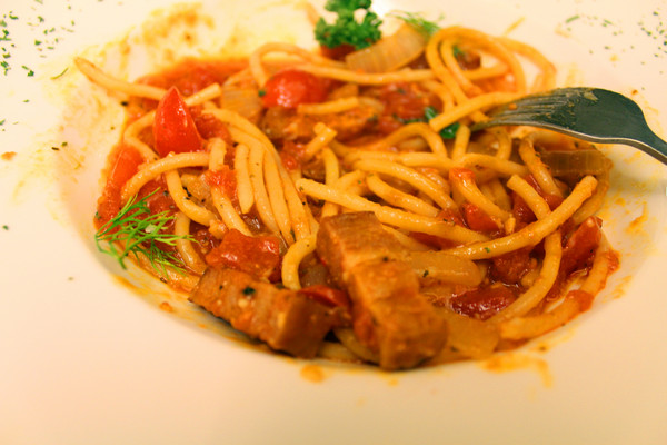 石窯屋：[台北]道地義大利異國美食 春天草莓饗宴 石窯屋