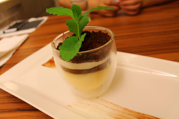 石窯屋：[台北]道地義大利異國美食 春天草莓饗宴 石窯屋