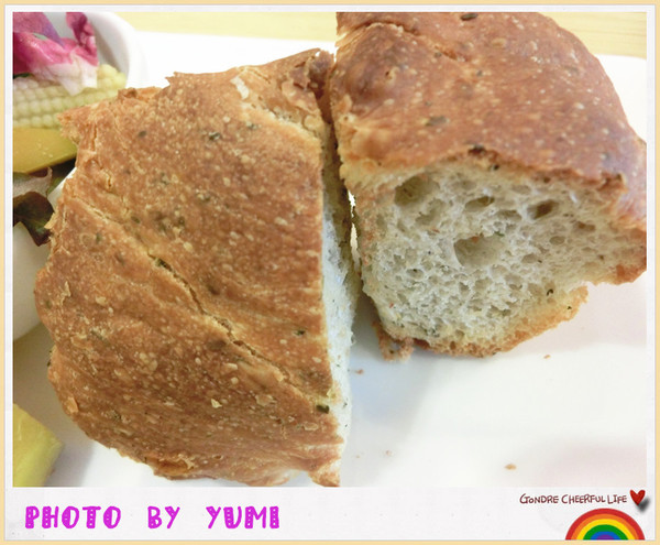 Picturesque 塗鴉空間書店：【愛評口碑券♥第三十彈】台南成大18巷輕食♥Relax的一天@塗鴉空間書店 Picturesque