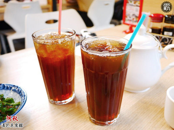 阿秋湯包美食館：阿秋湯包美食館，以湯包點心麵食為主，偶爾打打牙祭可選擇