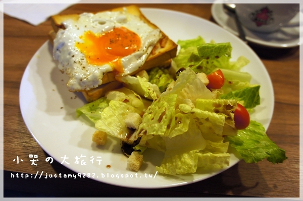 Läbu Café：[台北市] 下雨天的午後，來★Läbu Café★休息片刻吧!!!