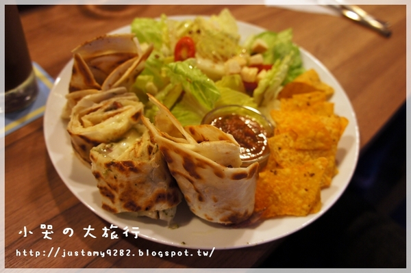 Läbu Café：[台北市] 下雨天的午後，來★Läbu Café★休息片刻吧!!!