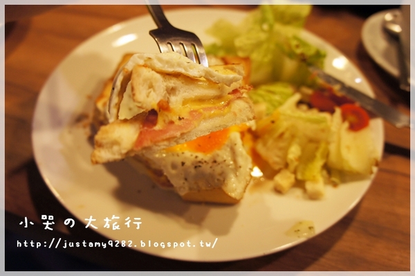 Läbu Café：[台北市] 下雨天的午後，來★Läbu Café★休息片刻吧!!!