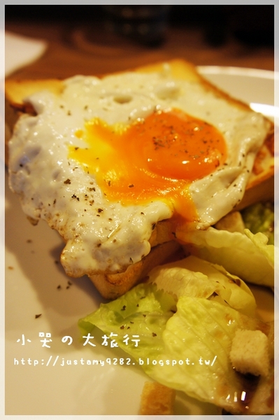 Läbu Café：[台北市] 下雨天的午後，來★Läbu Café★休息片刻吧!!!