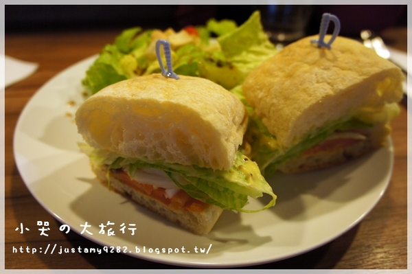 Läbu Café：[台北市] 下雨天的午後，來★Läbu Café★休息片刻吧!!!