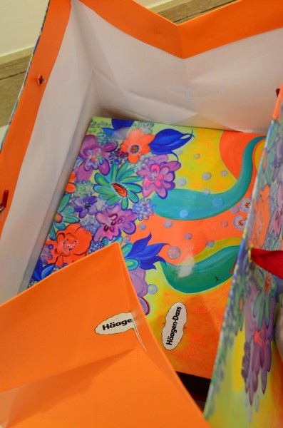 Haagen-Dazs 哈根達斯:【美食。臺灣】就用這個攻佔嫦娥的心吧 ❤Haagen-Dazs冰淇淋月餅,玲瓏心意❤