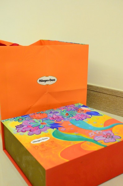 Haagen-Dazs 哈根達斯:【美食。臺灣】就用這個攻佔嫦娥的心吧 ❤Haagen-Dazs冰淇淋月餅,玲瓏心意❤