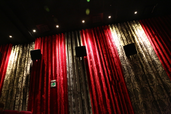 板橋秀泰影城:【板橋秀泰影城】戲院也走精品路線?全台唯一的ATMOS全景聲環繞體驗大揭密